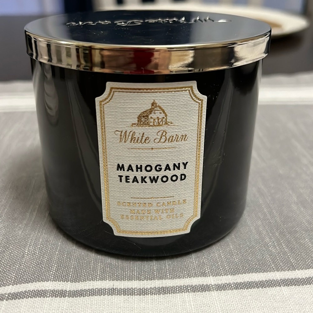 **SOLD** White Barn Mahogany Teakwood 3 Wick Candle